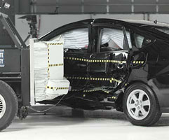 Краш тесты автомобилей Toyota Prius 2004-07