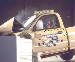Краш тесты автомобилей Toyota Tacoma 1998-2004
