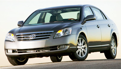 Toyota раскрывает подробности о модели Avalon 2010