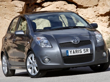 Toyota Yaris SR - это не апрельская шутка